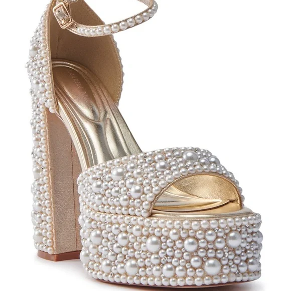 AZALEA WANG ELENAOR GOLD PEARL CHUNKY SANDAL - Picture 5 of 5